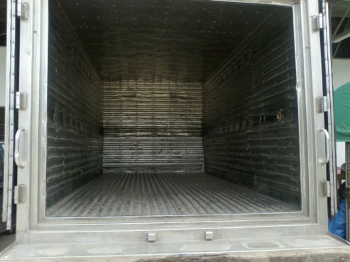 HINO หกล้อ FC4J ปี44 ตู้เปียก (อู่เอกชัย) ยาว4.3 เมตร หัวเดิม ซัซซี่ท่อนท้ายผุ แอร์เย็น เครื่องดี วิ่ง 3xx,xxx  650,000