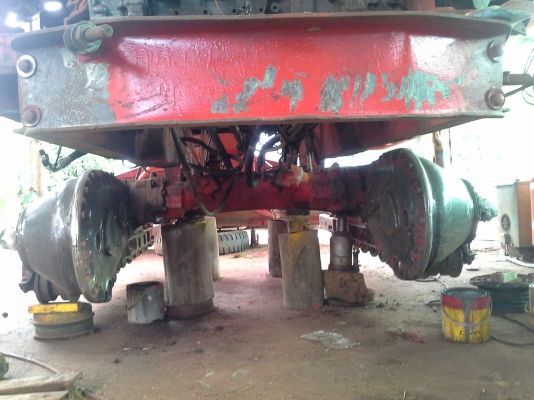 นำส่งแล้วครับ ส่งไป อ.เกษตรวิสัย ร้อยเอ็ด ยังเหลืออีกให้รีบจอง สนใจโทรติดต่อได้  KM 48 เดิน 12 ht (นอก) เครื่อง 6HE+turbo (235แรง) โซ่ D2  46 ข้อ โรลเลอร์ D3 12 ลูก หน้าเกี่ยว 3 เมตร อุ้มเลด 2.5 ตันหรือ star big  12 HT  jo8d + bo (260 แรง)