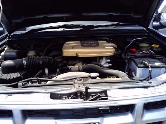 กระบะISUZU D-MAX HILANDER3.0M/T4X2แต่งงามๆสภาพดี ฟรีดาวน์ฟรีประกัน