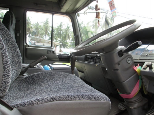 ขาย HIno FF175A ยาว6.7ม. รถห้าง ปี97. ขาย HIno FF175A ยาว6.7ม. รถห้าง ปี97.