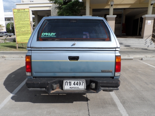 BIG M 4ประตู มีแครี่บอย SR20 แก๊สหัวฉีด AG ถังใต้กระบะ