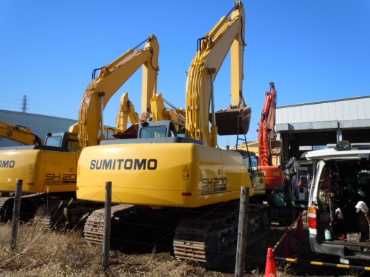 ขายรถตัก Sumitomo SH200-5 #SMT200A5P00BH2592  ปี2553  462ชม. (พร้อมตรวจสภาพ)