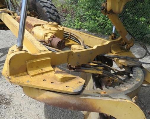 140G -72V12245CATscarifier.จากU.S.A.รถอยู่CSนวนครแล้วครับ