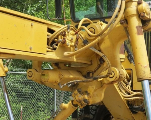 140G -72V12245CATscarifier.จากU.S.A.รถอยู่CSนวนครแล้วครับ