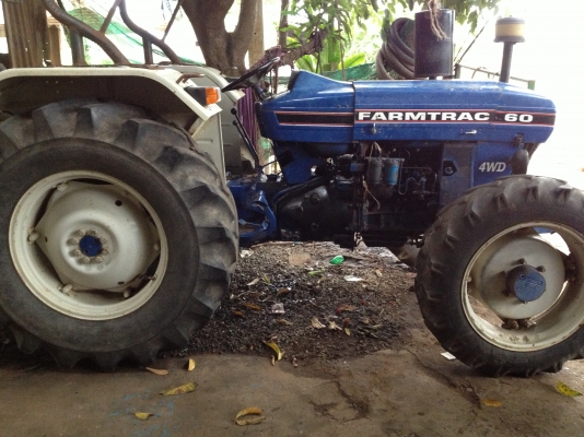 ขายรถไถ FORD 4WD