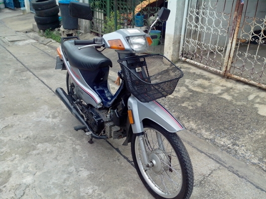 ขายซูซูกิ คริสตัล ขายซูซูกิ คริสตัล