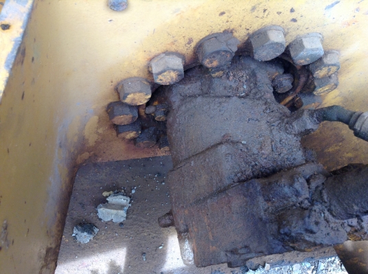 ต้องการขายด่วน ! รถบด ยี่ห้อ DYNAPAC รุ่น CA 251 ต้องการขายด่วน ! รถบด ยี่ห้อ DYNAPAC รุ่น CA 251