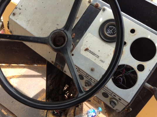 ต้องการขายด่วน ! รถบด ยี่ห้อ DYNAPAC รุ่น CA 251 ต้องการขายด่วน ! รถบด ยี่ห้อ DYNAPAC รุ่น CA 251