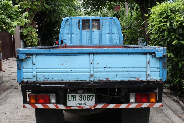 ขายด่วน รถบรรทุก 4 ล้อ Isuzu สามารถต่อรองราคาได้
