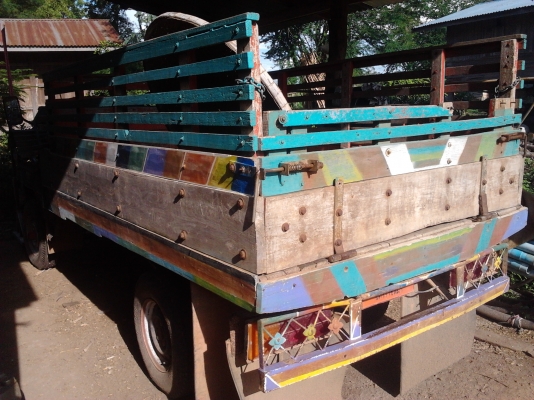 ขายไม่แพงอีแต๋นบ้านๆ ขายพร้อมเครื่องซื้อไปใช้ทำงานได้เลย โทร081-0745778ลุงโหนกรับสายจ้า