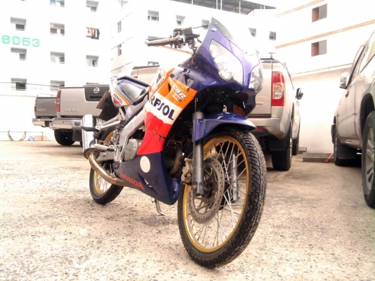 ขออนุญาติขาย HONDA CBR 150 รุ่นพิเศษ  Repsol Edition สตา์ร์ทมือ