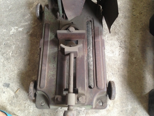 ขายแท่นตัดไฟเบอร์ winner 16" สภาพดี ไม่มีเชื่อมต่อ ลูกปืนดังต้องเปลี่ยน อย่างอื่นดีหมดครับ