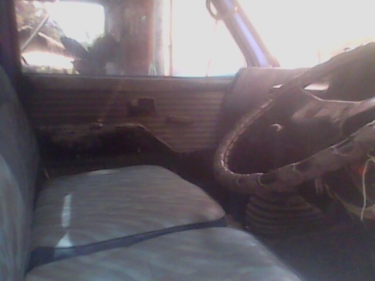 6 ล้อ ISUZU NKR 110 6 ล้อ ISUZU NKR 110