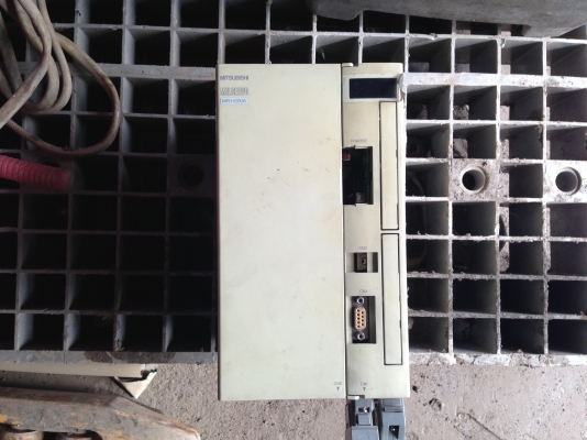 ขาย melservo Mitsubishi ของเครื่อง CNC ใช้ไฟ 220 V 3 สาย