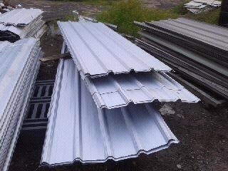 หลังคาสังกระสีเมทัลชีสใหม่ไม่เป็นสะหนิมหลายขนาดขายเป็นกิโล 35บาท