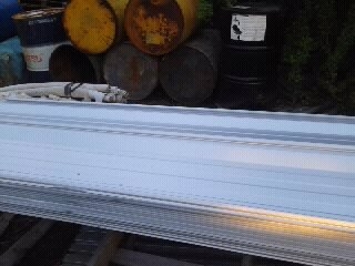 หลังคาสังกระสีเมทัลชีสใหม่ไม่เป็นสะหนิมหลายขนาดขายเป็นกิโล 35บาท