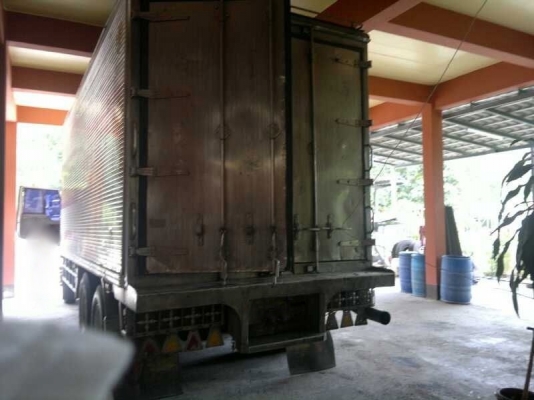 รถฮีโน่ / มิตซู 10 ล้อ ตู้เย็น 195 แรงม้า ( ขาย 2 คัน.)   สนใจติดต่อ 081 - 6079515