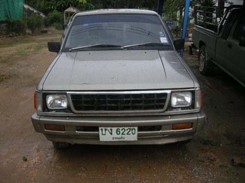 ขายด่วน 1993 MITSUBISHI แค็ป L200 AEROBODY