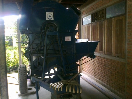 เครื่องนวดข้าวเกษตรพัฒนา เครื่องนวดข้าวเกษตรพัฒนา