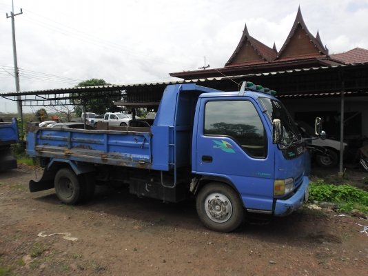 ขาย 6 ล้อดั้ม NPR-130