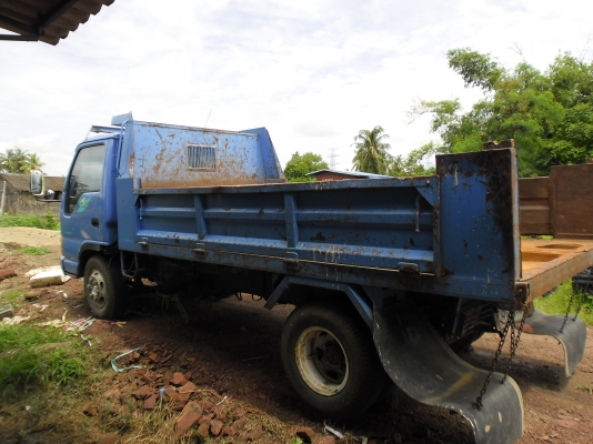 ขาย 6 ล้อดั้ม NPR-130 ขาย 6 ล้อดั้ม NPR-130