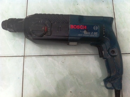 สว่านโรตารี่3ระบบ BOSCH รุ่น GBH2 SE สภาพใหม่ ราคาถูำกๆ