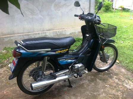 Honda dream C100N ตูดมน สวยมากๆ ใช้งานน้อย เครื่องแน่น ประหยัดน้ำมัน Honda dream C100N ตูดมน สวยมากๆ ใช้งานน้อย เครื่องแน่น ประหยัดน้ำมัน