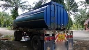 รถอิซูซุ 10 ล้อ 270 แรงม้า ปี 49  ( ขายแม่/ลูก )  สนใจติดต่อ 081 - 6079515