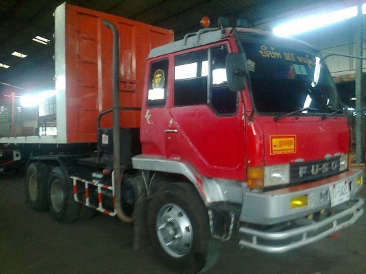 หัวลากพร้อมหางไอหลง