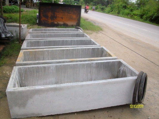 ตะกงปูน ตะกงตับ หรือตะกงชุด สำหรับทำยางแผ่น ชนิด 50 ช่อง ตะกงปูน ตะกงตับ หรือตะกงชุด สำหรับทำยางแผ่น ชนิด 50 ช่อง