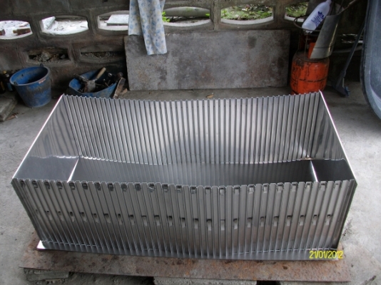 ตะกงปูน ตะกงตับ หรือตะกงชุด สำหรับทำยางแผ่น ชนิด 50 ช่อง ตะกงปูน ตะกงตับ หรือตะกงชุด สำหรับทำยางแผ่น ชนิด 50 ช่อง