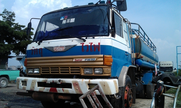 ขายรถ10ล้อบรรทุกน้ำมัน  เครื่องEH700