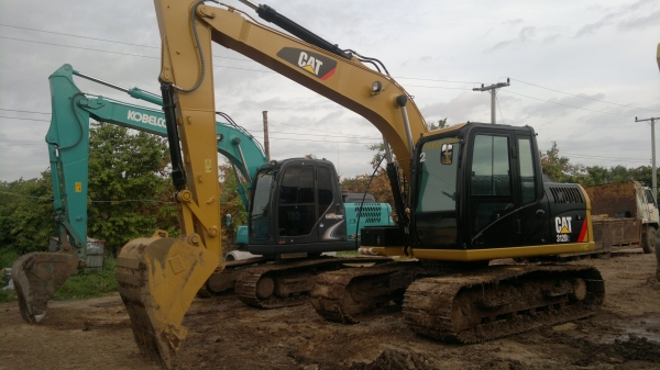 รถแม็คโคร   รถเทรลเลอร์ ให้เช่า  รายวัน รายเดือน