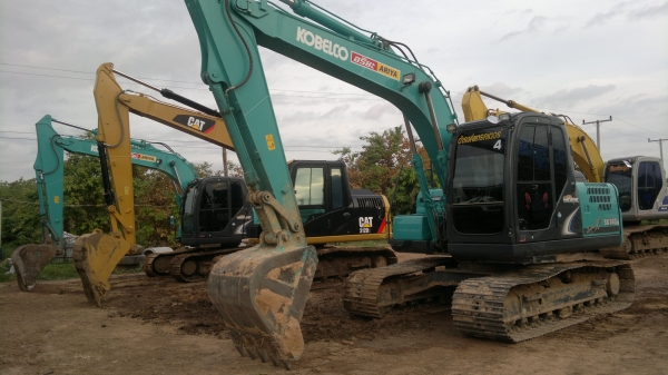 รถแม็คโคร   รถเทรลเลอร์ ให้เช่า  รายวัน รายเดือน