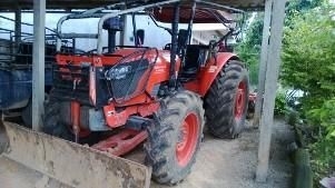 รถไถ  คูโบต้า  M8540    สนใจติดต่อ 081 - 6079515