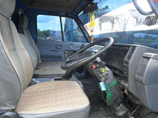 Isuzu NPR 115 Fหน้า Fหลัง คอกสวย ยางปานกลางขึ้น ทะเบียนพร้อม ราคาต่อรองได้