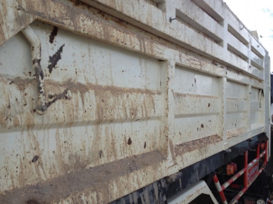 รถฮีโน่ 6 ล้อดั้ม 175 แรงม้า ปี 55  สนใจติดต่อ 081 - 6079515