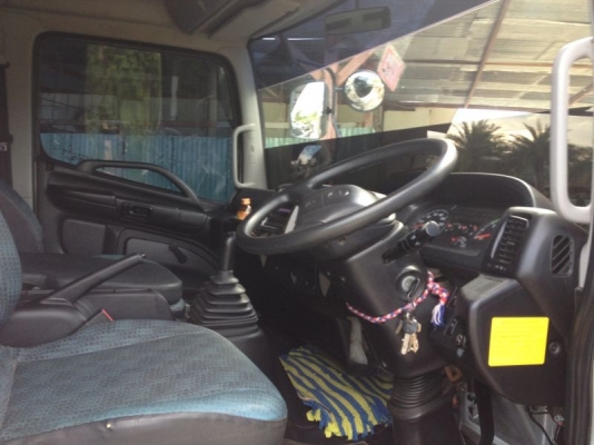 รถฮีโน่ 6 ล้อดั้ม 175 แรงม้า ปี 55  สนใจติดต่อ 081 - 6079515