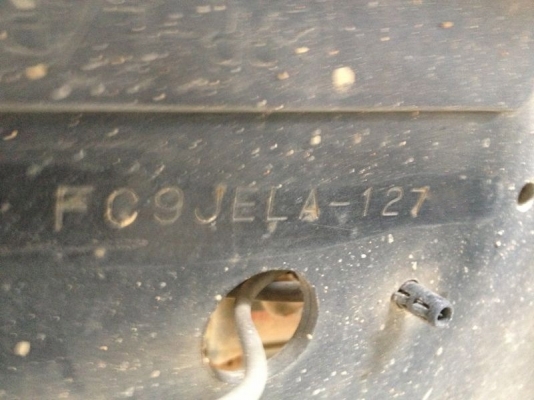 รถฮีโน่ 6 ล้อดั้ม 175 แรงม้า ปี 55  สนใจติดต่อ 081 - 6079515