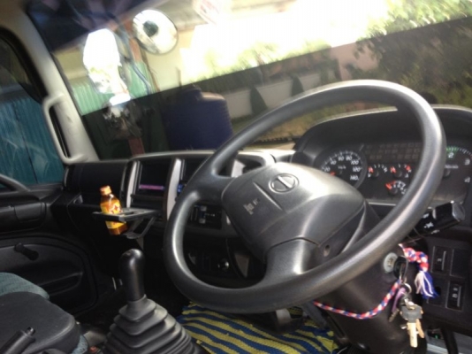 รถฮีโน่ 6 ล้อดั้ม 175 แรงม้า ปี 55  สนใจติดต่อ 081 - 6079515