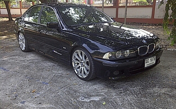 อะไหล่ BMW e39 เดิมๆ ติดรถ  หลายอย่าง