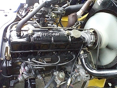 ขายรถยกโคมัสสึ 2 ตัน รุ่น14 เครื่องเบนซิน  กระบอกคู่  เสาสูง 3 เมตร ยางตันใหม่ 4 ล้อ พวงมาลัยเพาเว่อร์  สีเดิมจากนอก นำเข้าจากญี่ปุ่น ใช้งานได้ทันที