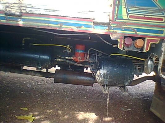 ขาย 6 ล้อหน้ายาวดั้ม เครื่อง 6BD1 165 HP ใส่ปั้ม 6BG1 175 เฟืองท้าย FUSO 10 ตัน โสลว์อินเตอร์ 4 สปีด เบรคทิฟฟี่ คานหน้าใหญ่จัมโบ้ พวงมาลัยพาวเวอร์ กระบะดั้มเกษตรแต่ตัดลงเป็นดั้มดิน ทะเบียนเต็มพร้อมโอน