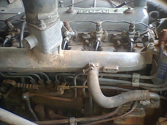 ขาย 6 ล้อหน้ายาวดั้ม เครื่อง 6BD1 165 HP ใส่ปั้ม 6BG1 175 เฟืองท้าย FUSO 10 ตัน โสลว์อินเตอร์ 4 สปีด เบรคทิฟฟี่ คานหน้าใหญ่จัมโบ้ พวงมาลัยพาวเวอร์ กระบะดั้มเกษตรแต่ตัดลงเป็นดั้มดิน ทะเบียนเต็มพร้อมโอน