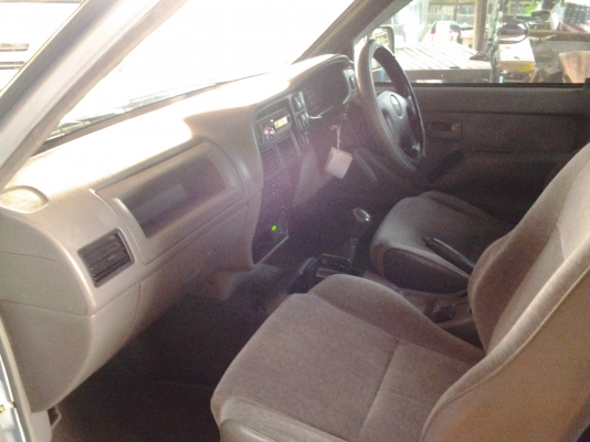 Isuzu Dragoneye 2.8 slx ปี43 เพาเวอร ไฟฟ้า แอรเย็น