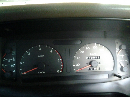 Isuzu Dragoneye 2.8 slx ปี43 เพาเวอร ไฟฟ้า แอรเย็น