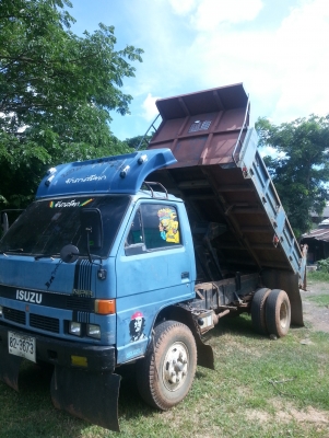 ขายรถด้ำ ISUZU NPR 115 แรง