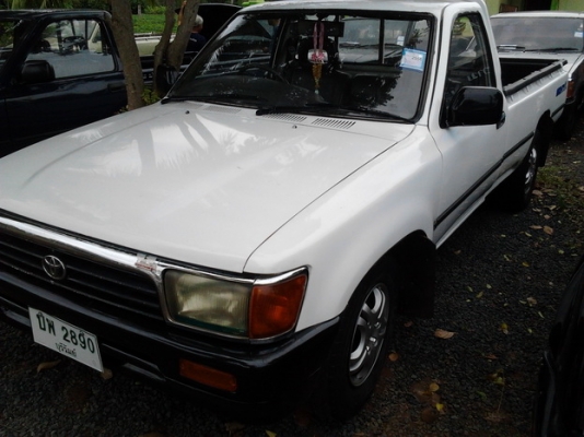 ***ขายแล้วครับขอบคุณ Truck2hand ขาย กระบะตอนเดียว TOYOTA HILUX MIGHTY-X ปี36/93 เครื่องเดิม2L 2.5 แรงดี แห้ง ติดง่ายไม่เยิ้ม ช่วงล่างคัสซีสวย ไม่ผุ ไม่ดาม ภายในสวย คอนโซลครบ  แอร์ พ.ธรรมดา ทำตาเต็ม โป่งหน้า สวยๆ สีสวย เคลียร์สีแล้ว  ยางดี4เส้น พื้นปูกระบะ