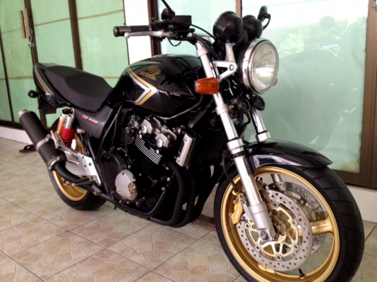 ขาย CB400 SF VTEC1 ปี2000 สวยๆ อินวอยแท้+สรรพสามิตแท้+พรบ. ราคา 95000 บาท ขาย CB400 SF VTEC1 ปี2000 สวยๆ อินวอยแท้+สรรพสามิตแท้+พรบ. ราคา 95000 บาท