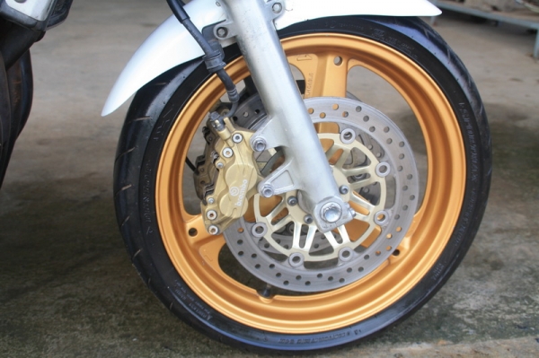 ขาย CB 400 ปี 98 เวอร์ชั่น S คาร์บูไฟฟ้า ปั้มเบรมโบ้ ท่อสูตร สรรรพสามิตแท้ 79000